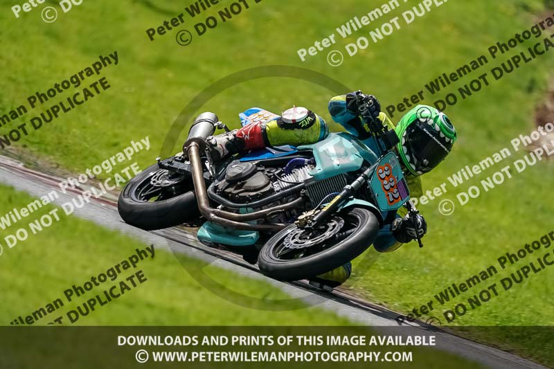 cadwell no limits trackday;cadwell park;cadwell park photographs;cadwell trackday photographs;enduro digital images;event digital images;eventdigitalimages;no limits trackdays;peter wileman photography;racing digital images;trackday digital images;trackday photos